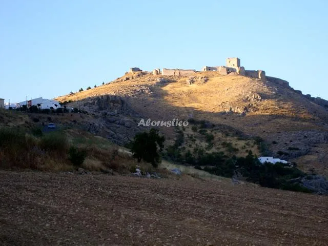 Alojamiento turístico CASA EL CASTILLO en TEBA · MÁLAGA