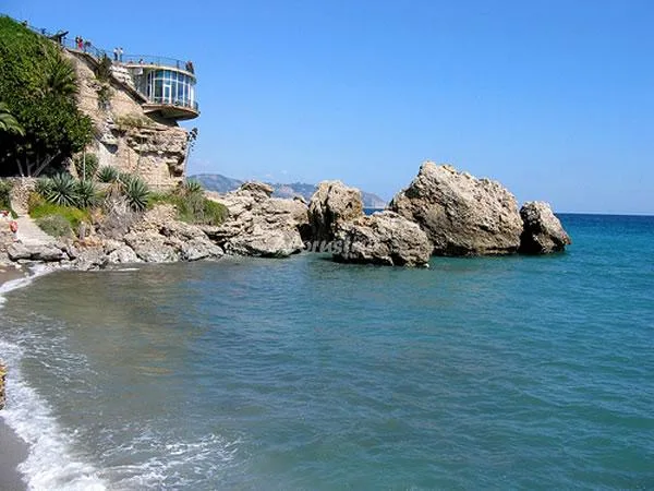 VILLA KAREN en NERJA — miniatura 13