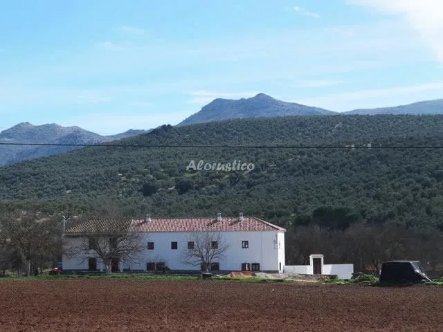 Alojamiento turístico CORTIJO LA ERA 1 en VILLANUEVA DEL TRABUCO · MÁLAGA