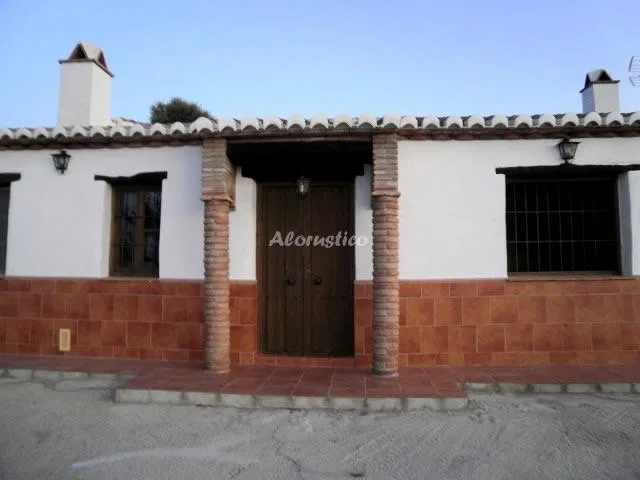 Alojamiento turístico CASA LOMA VALERIO en ALMÁCHAR · MÁLAGA