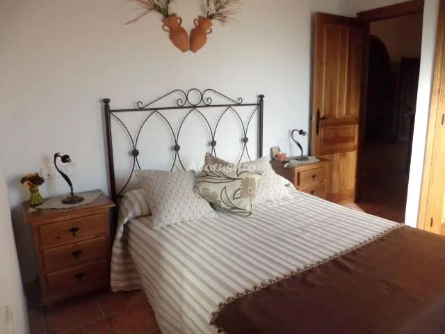 CASA EL MORAL en LA HIGUERA-ANTEQUERA — miniatura 4