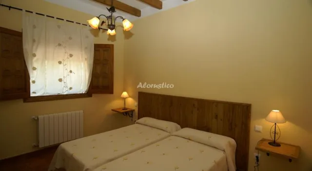 CASA PARLADES en COLMENAR — miniatura 13