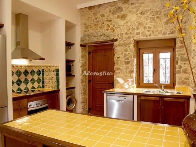 Alojamiento turístico CASA LA LLAVE DE MIRAFLORES en MIRAFLORES DE LA SIERRA · MADRID
