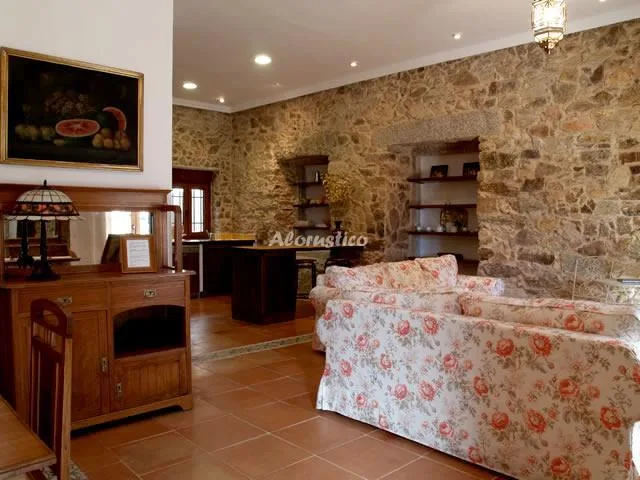 CASA LA LLAVE DE MIRAFLORES en MIRAFLORES DE LA SIERRA — miniatura 12