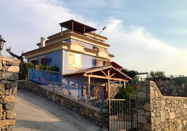 Alojamiento turístico LOS 4 VIENTOS - CASA MISTRAL en MORATALLA · MURCIA