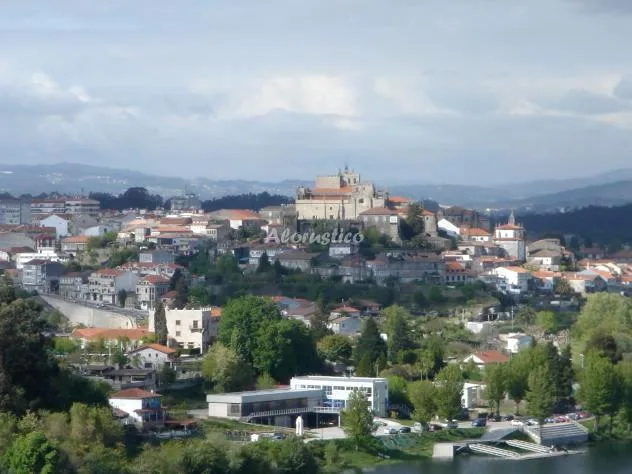 Alojamiento turístico CASA O ROZO II en TUI · PONTEVEDRA