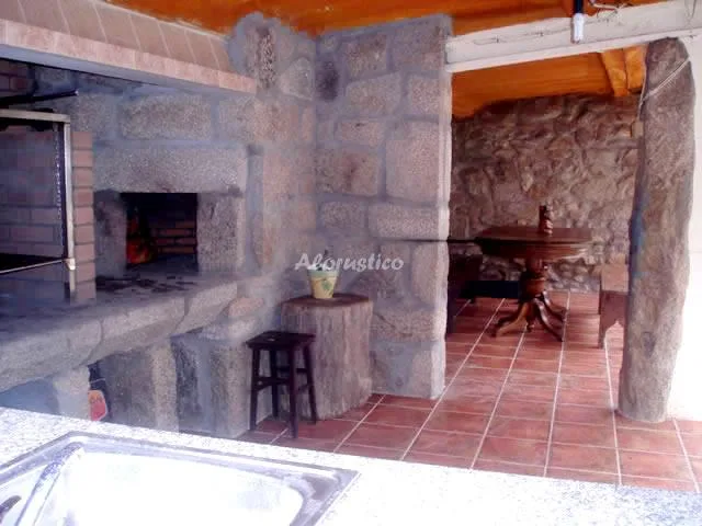 HOTEL EIRADO DO PINO-HAB. MATRIMONIO VISTAS FINCA en SIMES-MEAÑO — miniatura 5