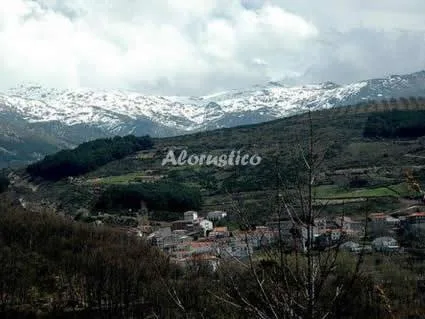 Alojamiento turístico LA COVATILLA II en LA HOYA · SALAMANCA