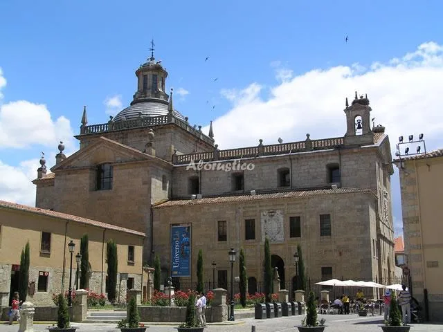 CASITA DE ANA en LA ALAMEDILLA — miniatura 12
