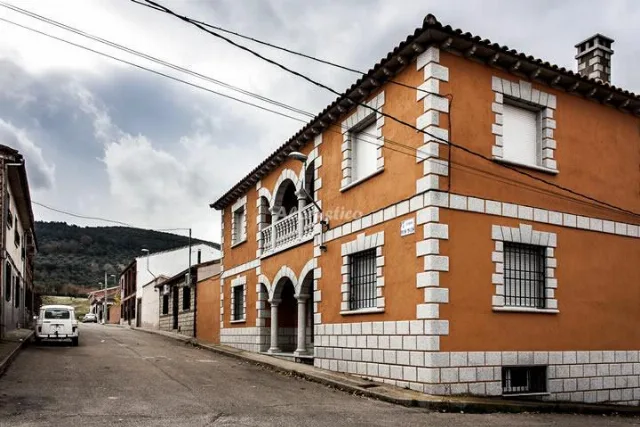 Alojamiento turístico CASA RURAL DOS HERMANAS en NAVAHERMOSA · TOLEDO