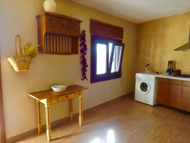 LA ENCINA DE MEZQUIRINA en LANJARÓN — miniatura 5