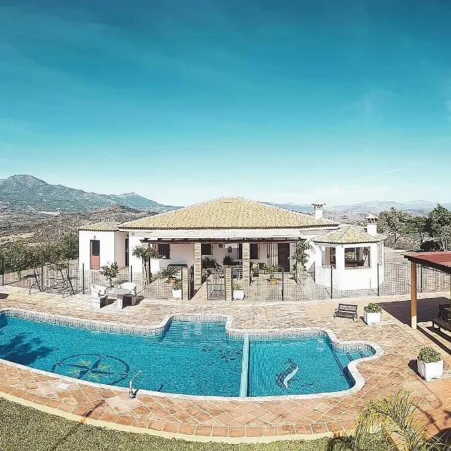 VILLA GALIANO en GUARO — miniatura 19