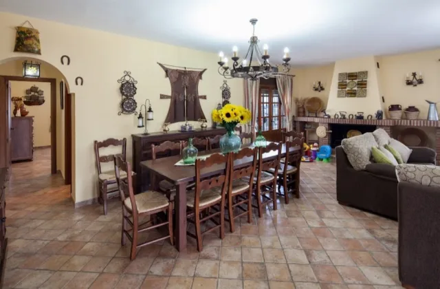 VILLA GALIANO en GUARO — miniatura 10