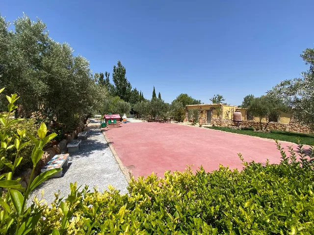 CORTIJO BUSTAMANTE en BAZA — miniatura 9